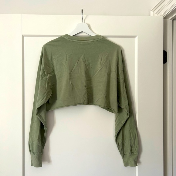 TNA cropped long sleeve top - never worn. - Picture 2 of 3